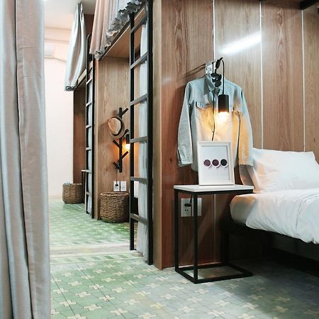 Sgn Living Bed & Breakfast Ho Chi Minh City Exterior photo